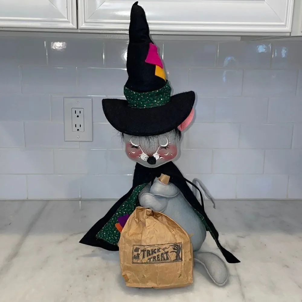 Annalee Doll Vintage Halloween 20" Mouse Witch Doll